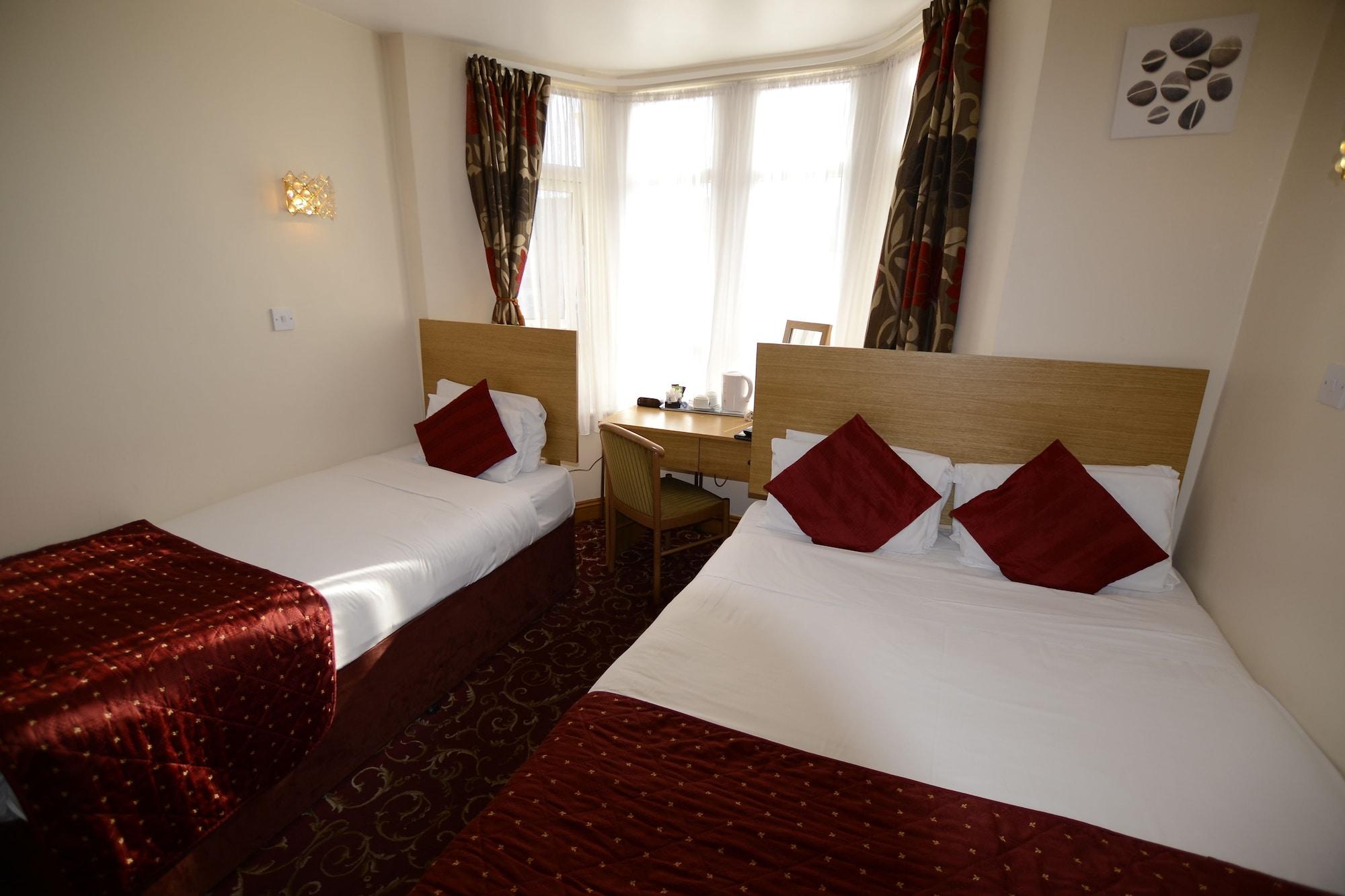 Britannia Inn Hotel Ilford Buitenkant foto