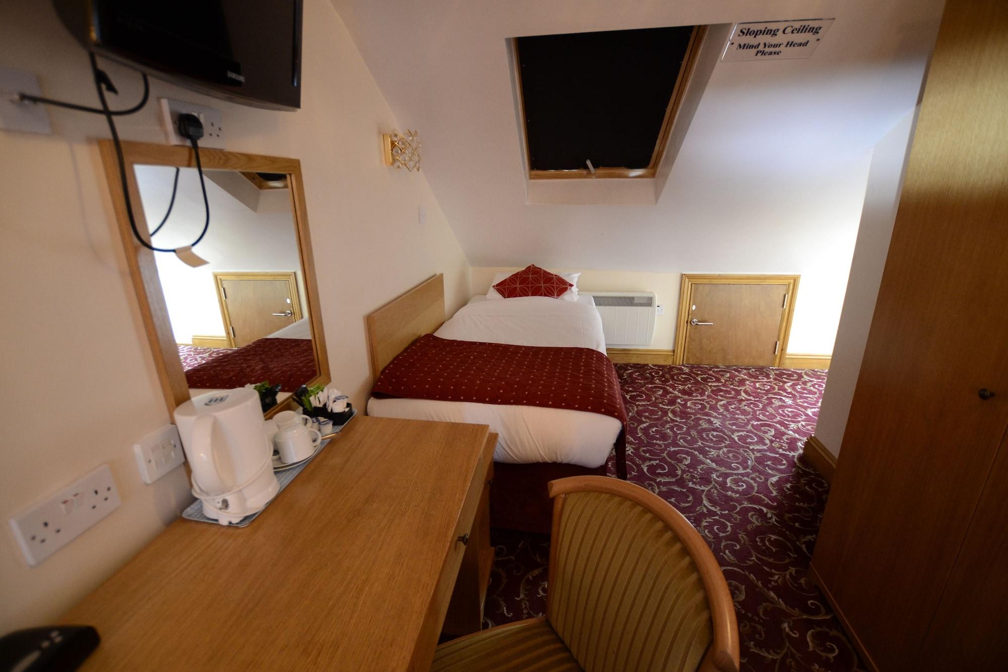 Britannia Inn Hotel Ilford Buitenkant foto