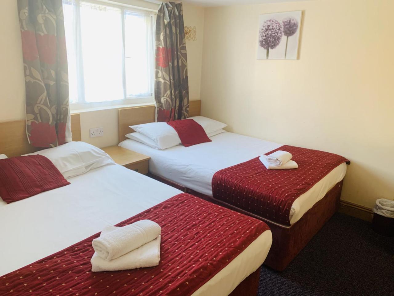 Britannia Inn Hotel Ilford Buitenkant foto